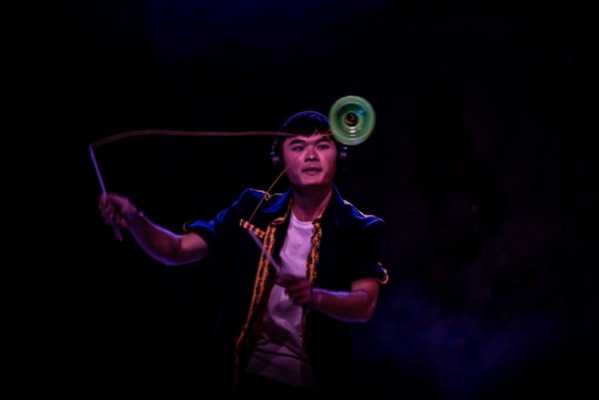 Aquarela, Circo de Papel